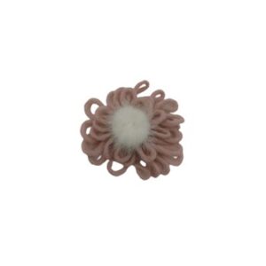 Spilla fiore in lana con pon pon in pelliccia