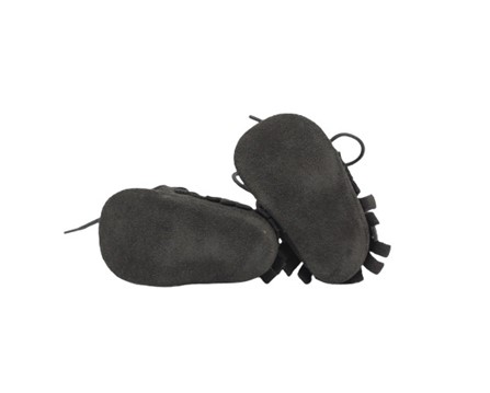 Scarpa culla in camoscio con frangia