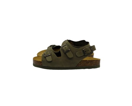 Sandalo in pelle con tre fibbie