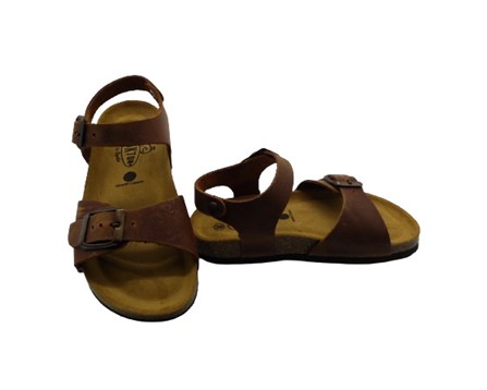 Sandalo in pelle con doppia fibbia