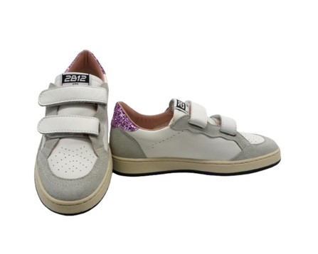 Sneaker in pelle e micro glitter con doppio velcro