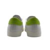 Sneaker in pelle con riporti a contrasto e lacci