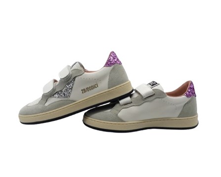 Sneaker in pelle e micro glitter con doppio velcro