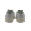 Sneaker in pelle con riporti a contrasto e lacci