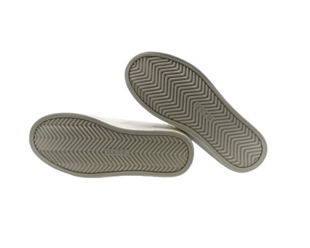 Sneaker in pelle con riporti a contrasto e lacci