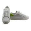 Sneaker in pelle con riporti a contrasto e lacci