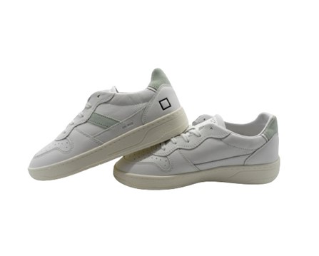 Sneaker in pelle con riporti a contrasto e lacci