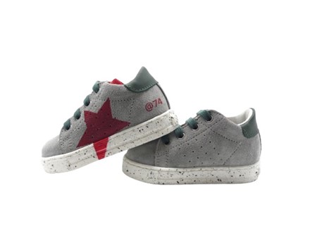 Sneaker primo passo in camoscio con lacci