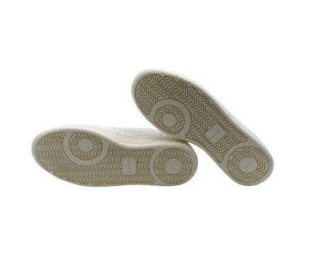Sneaker in pelle con riporti a contrasto e lacci