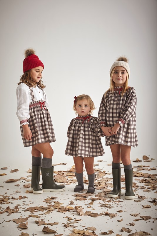 Vestito a quadretti con dettagli ricamo punto smock