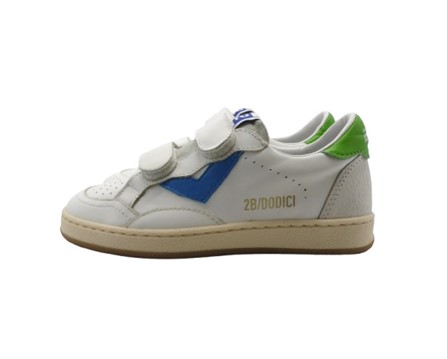 Sneaker in pelle con doppio velcro