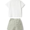 Completo t-shirt con giraffa e short a righe