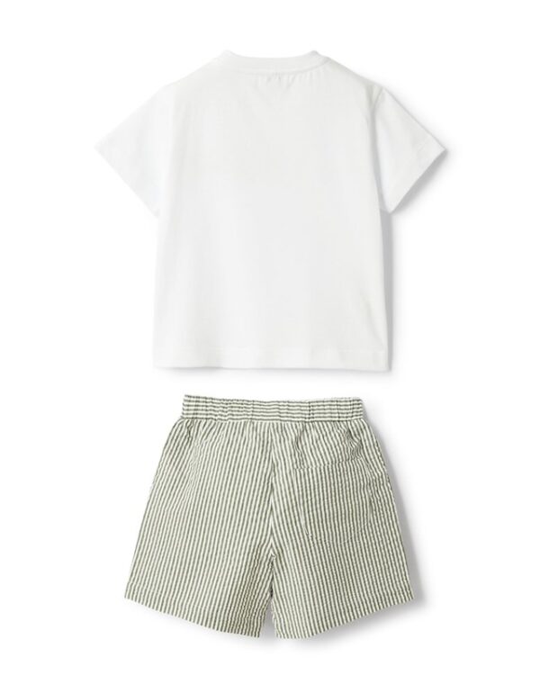 Completo t-shirt con giraffa e short a righe