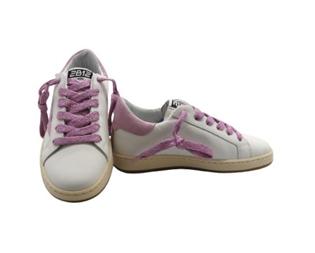 Sneaker in pelle e camoscio con lacci