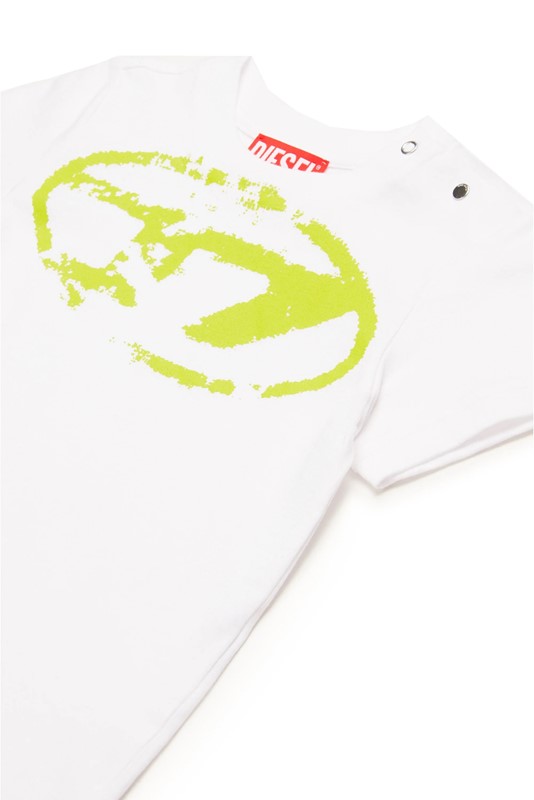 T-shirt mezza manica con logo oval d effetto used