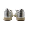 Sneaker in pelle laminata e micro glitter con lacci