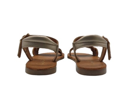 Sandalo in pelle laminata con fascia intrecciata e fibbia