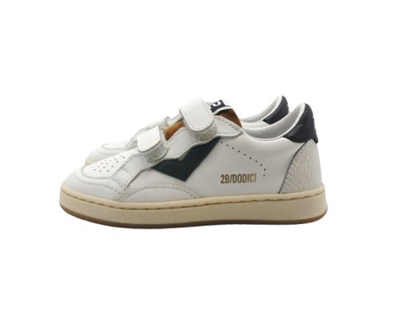 Sneaker in pelle con doppio velcro