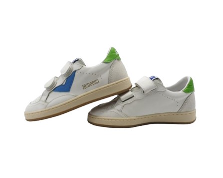 Sneaker in pelle con doppio velcro