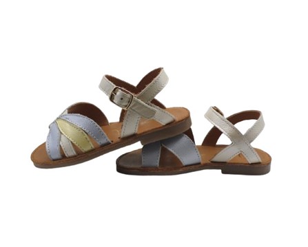 Sandalo in pelle con fibbia