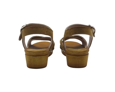 Sandalo zoccolo in camoscio con fascia e cinturino