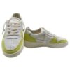 Sneaker in pelle e camoscio con lacci
