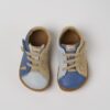 Sneaker in pelle con lacci