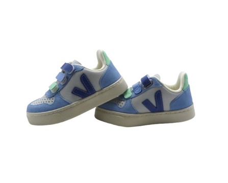 Sneaker in pelle con triplo strappo