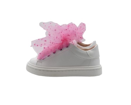 Sneaker in pelle con lacci in tulle a pois
