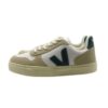 Sneaker in pelle e camoscio con lacci