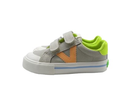 Sneaker con riporti a contrasto e doppio velcro