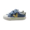 Sneaker con riporti a contrasto e doppio velcro