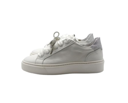 Sneaker in pelle con lacci, zip e applicazione fiocco strass