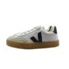 Sneaker in tela e camoscio con lacci elastici
