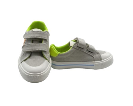 Sneaker con riporti a contrasto e doppio velcro