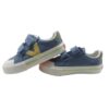 Sneaker con riporti a contrasto e doppio velcro
