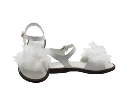 Sandalo in pelle con fiore e fibbia