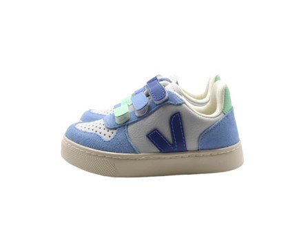 Sneaker in pelle con triplo strappo