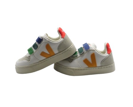 Sneaker in pelle con triplo strappo
