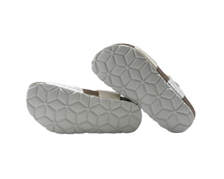 Sandalo in eco pelle con doppie fibbie