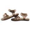 Sandalo in pelle laminata con intreccio e velcro