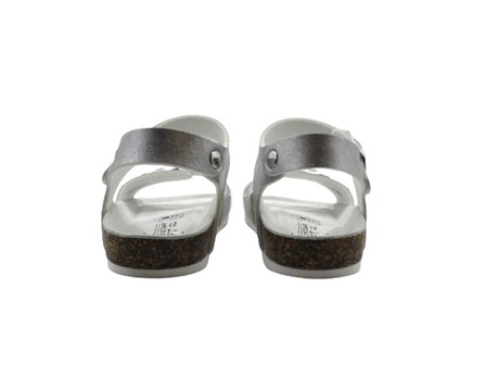 Sandalo in eco pelle laminata con doppie fibbie