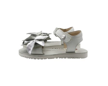 Sandalo in pelle con fiori e doppio velcro