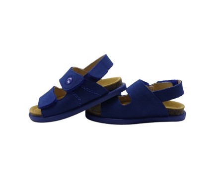 Sandalo in camoscio con triplo velcro