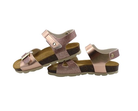 Sandalo in vernice laminata con velcro e fibbia