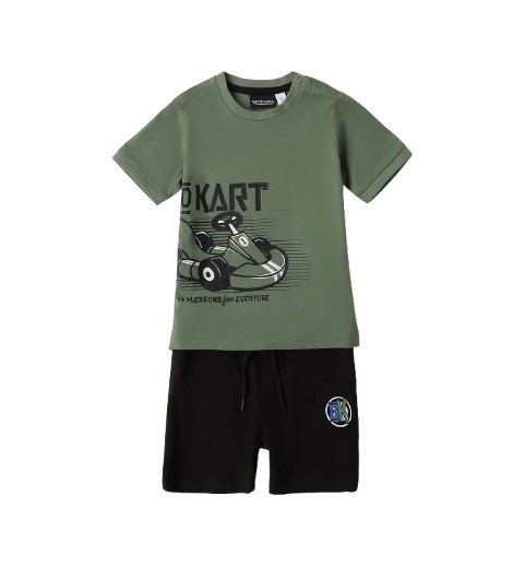 Completo t-shirt con stampa go kart e bermuda