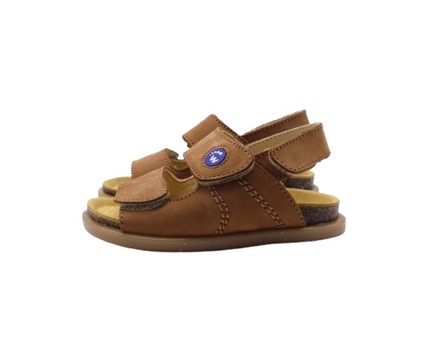 Sandalo in camoscio con triplo velcro