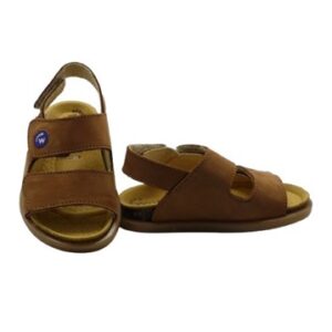 Sandalo in camoscio con triplo velcro