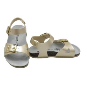 Sandalo in eco pelle laminata con doppia fibbia