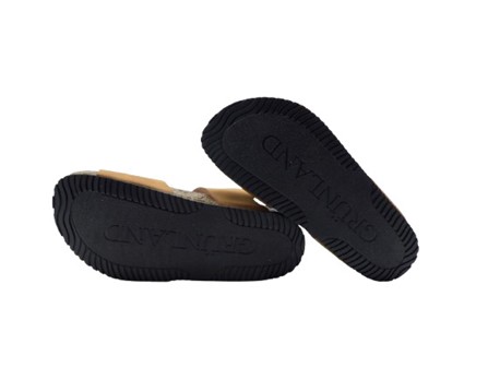 Sandalo in eco pelle con doppie fibbie
